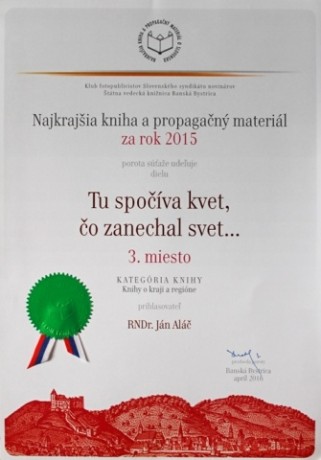 Ocenenie knihy "Tu spočíva kvet, čo zanechal svet..."