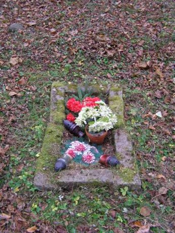 Obnovená starostlivosť o hroby- Horný Tisovník